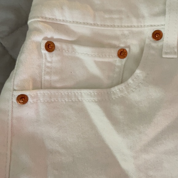 Levi High Rise Shorts - Picture 4 of 5